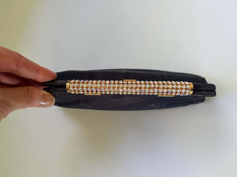Vintage Rodo Italy Black Metallic Clutch with Jeweled Crystal Clasp and Chain - Picture 7 of 12